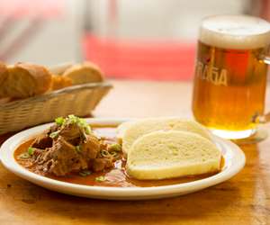 Paprika goulash with homemade dumplings 